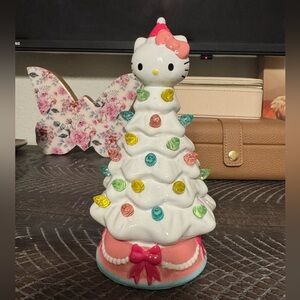 Hello Kitty Minu Christmas Tree Figurine